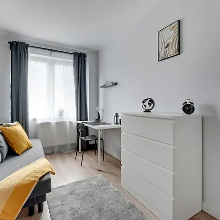 Rum i privatbostad Pilotow 20c *