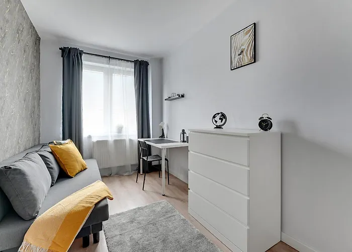 Проживание в семье Pilotow 20c *