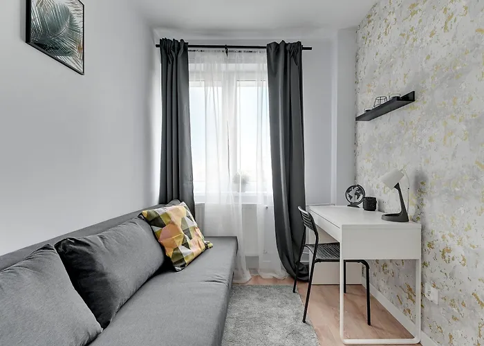 Pilotow 20c Проживание в семье *